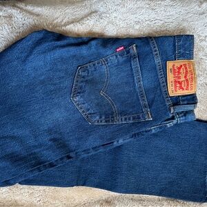 Levi's Men's Dark Blue Relaxed Jeans